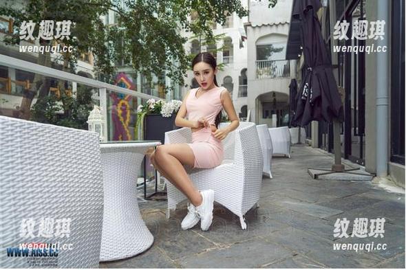 AISS爱丝(黄金版) - 灵儿的美丝写真，高清到让人忍不住多看几眼。