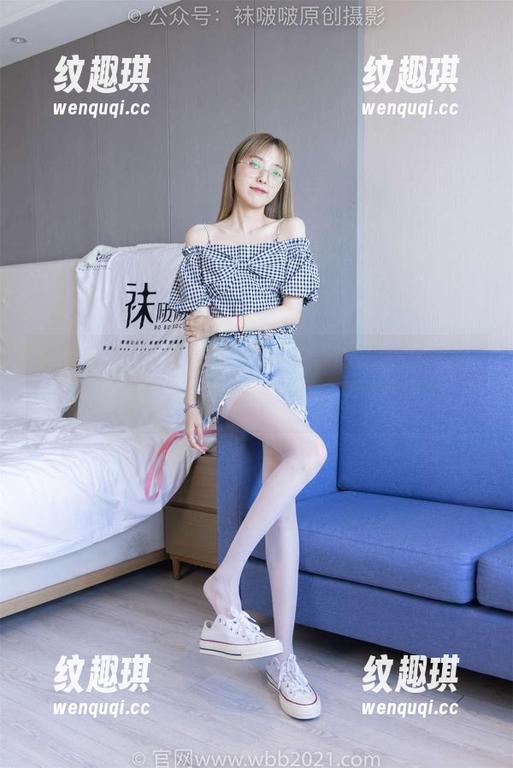 BoBoSocks袜啵啵-泡芙 BoBoSocks袜啵啵 - 不小心被惊艳到了,泡芙与短棉袜的私拍趣事