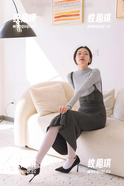 BoBoSocks袜啵啵-甜甜圈 BoBoSocks袜啵啵 - 甜甜圈的夏日合集:在丝袜与裸足之间游走