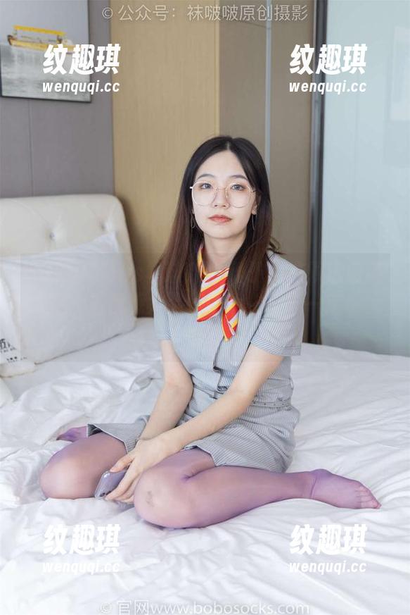 BoBoSocks袜啵啵-稚予 BoBoSocks袜啵啵 - 稚予的这双透明高跟鞋,透视感太强,图库拍摄师一定也无奈!