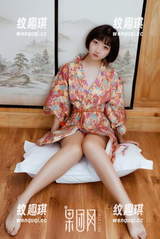 GIRLT果团网 - 周妍希必看最新校服合集：“同学”们，来一场飘逸的校园恋吧？