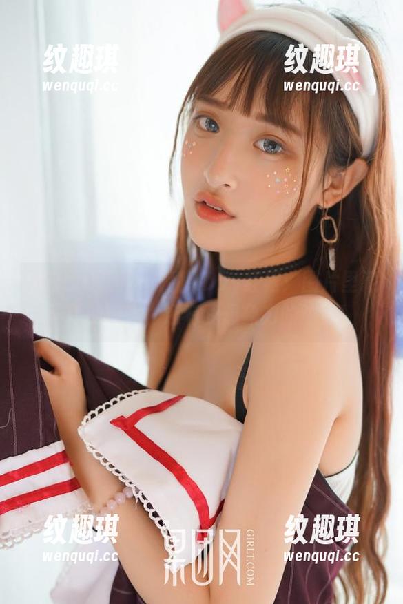 GIRLT果团网 - 甜Abby红裙：图片里藏着她的勇气，还有我想象力的边界！
