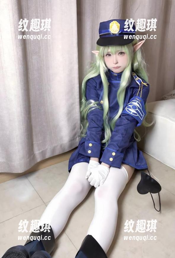 这不是吃货的自拍，Quan冉有点饿最新旗袍写真，香味四溢？