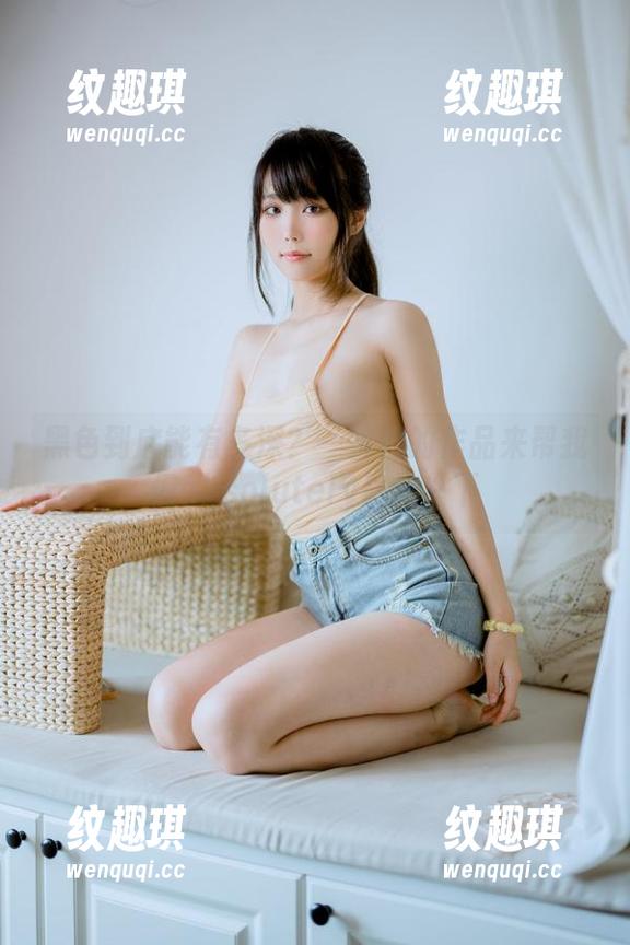 一智智 黑色到底能有多深?一智智的作品来帮我们absolutely确认一下