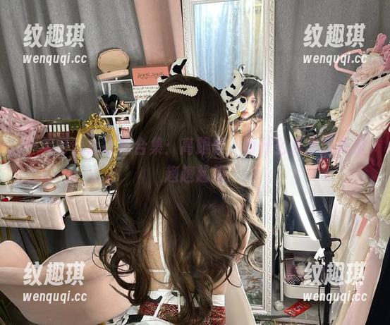 一笑芳香沁 一笑芳香沁在线合集:高跟鞋,为什么人生还净是趔趔趄趄