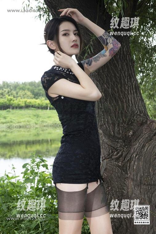 丽柜-文欣 丽柜 - 文欣的妹妹在全套图集里放飞自我,葱白肌肤与曼妙身姿,输给谁都不甘心。