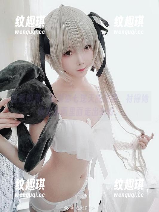 名濑弥七 在线图集,名濑弥七逆天的红裙,衬得她像是从画里面走出来的。