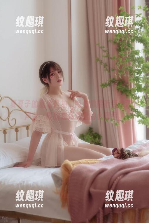 夏夏子 夏夏子的私汤自拍,我仿佛能听到水流的声音,真的是高清里的小确幸。