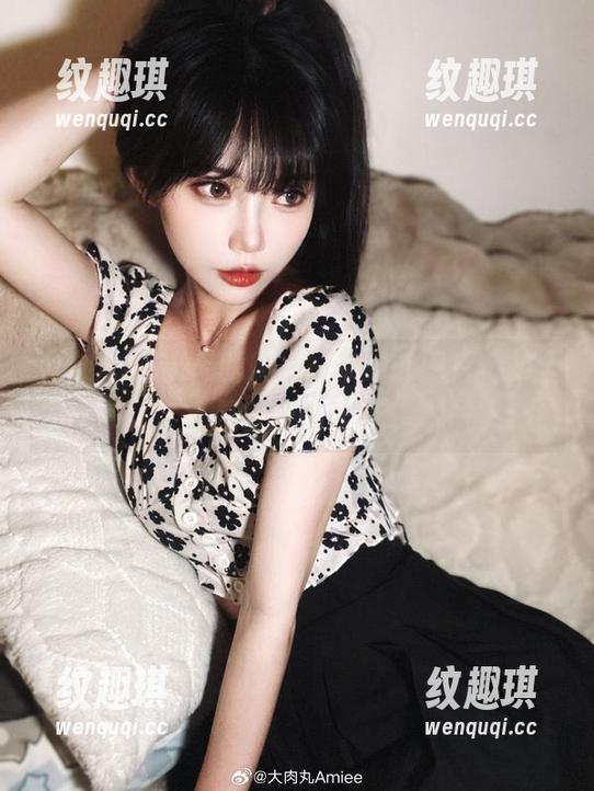 大肉丸Amiee 大肉丸Amiee的腿——单纯的图片,却全是香艳的作品