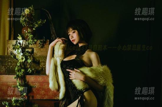 健康与美的结合，奈汐酱Nice的33号自拍本——小心禁忌医生cos的迷惑力量！
