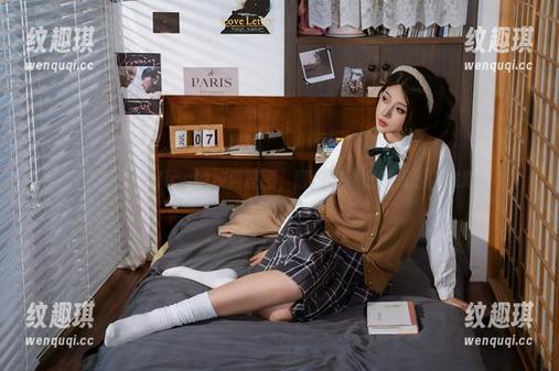 拿走奈汐酱Nice的校服原图，顺便带点可爱资源回家吧！