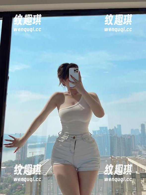 安妮yoo 微密圈 - 安妮yoo的写真:女人的秘密,只差一杯咖啡的距离!