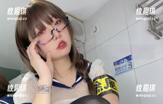 小泉学姐吖 小泉学姐吖穿上连衣裙,cos得刚刚好,图片一秒钟就抓住眼球!