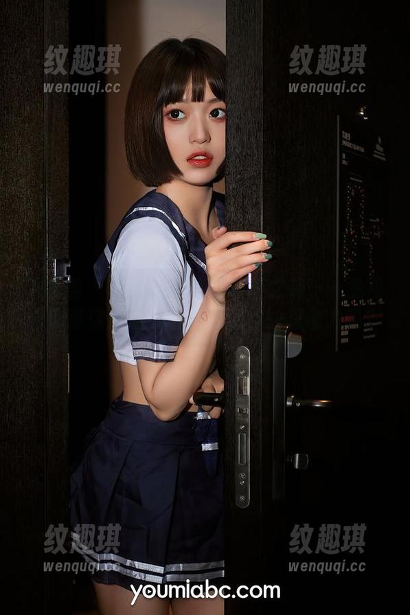 尤蜜荟-周波儿 尤蜜荟 - 周波儿的神秘旅店之夜——免费图册等你开启,敢来试试你的想象力吗?