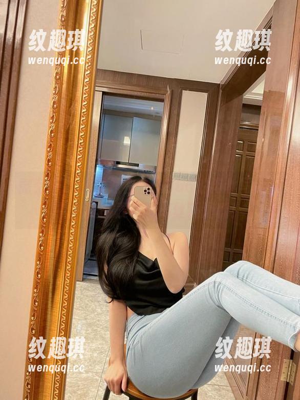微密圈 - 这就是左公子666的肉丝写真，照片里的表情比肉丝还滑稽！