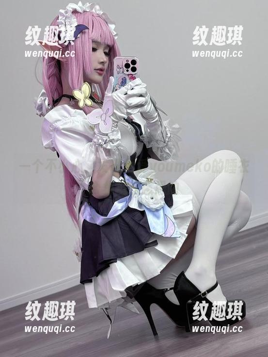 幼爱youmeko 一个不小心,发现幼爱youmeko的睡衣合集挺有意思的