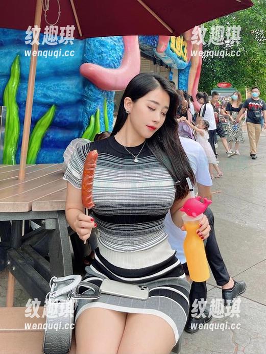 张老师 微密圈 - 张老师的美脚合集,随手一拍就是美,太厉害了