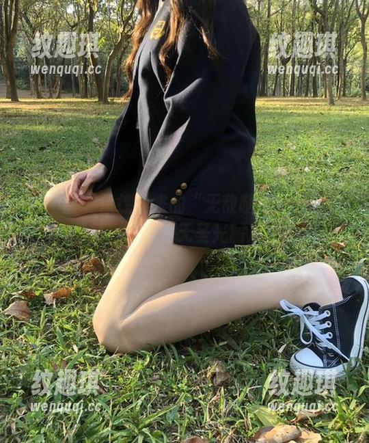 无敌哒小姨妈 微密圈 - 徐徐而来的“无敌哒小姨妈”似水柔情——泳池无圣光图片出炉!