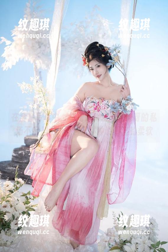 在全套写真中，星澜是澜澜叫澜妹呀的私汤不仅是温泉，也是那种说不出的柔软