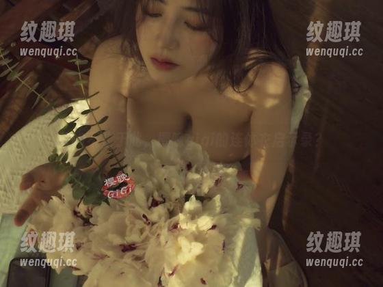 樱晚gigi COS不止于此,樱晚gigi的连体衣启示录?