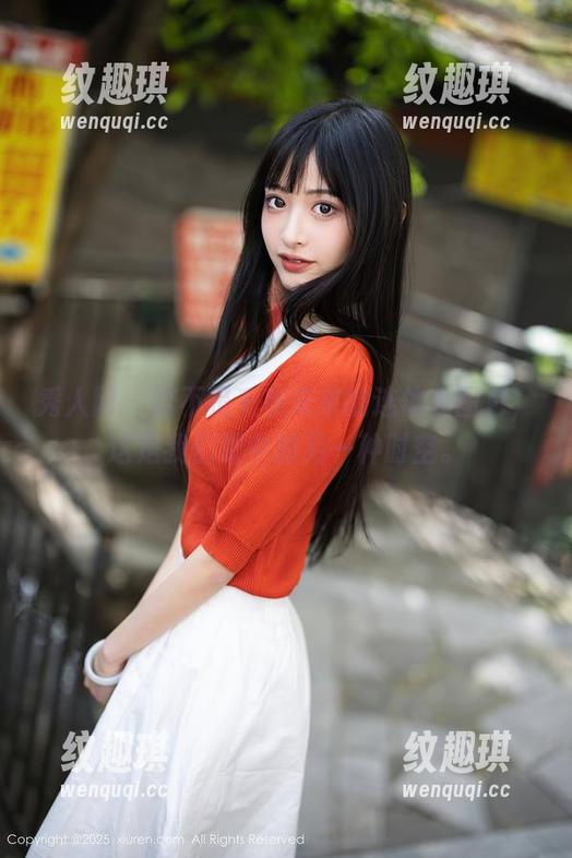 秀人网-千夜未来 秀人网 - 这不是千夜未来的连体衣图包,这是我们眼中的另一种时空。
