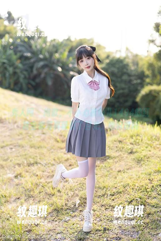 秀人网-雨儿1494 秀人网 - 抱歉,不小心被雨儿1494的红裙全套写真吸引了目光,意识模糊