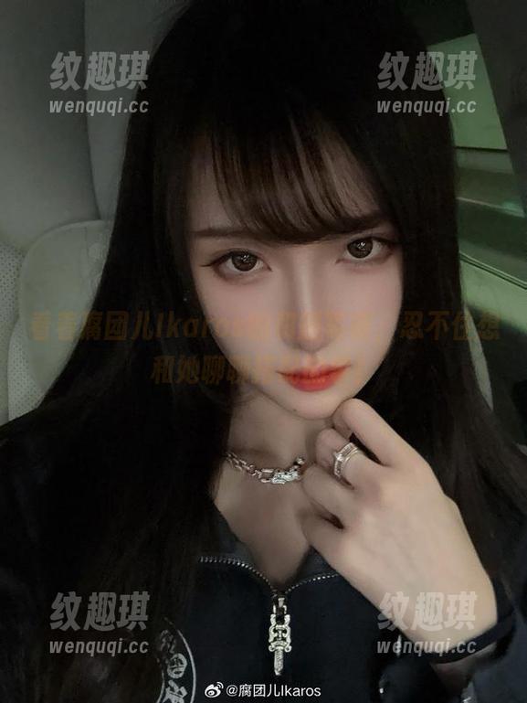 看着腐团儿Ikaros的和服写真，忍不住想和她聊聊搭配的事！