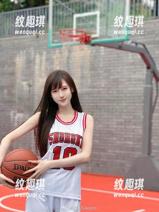 腐团儿Ikaros 腐团儿Ikaros舰队colletion岛风合集,照片里每一阵风都在调皮捣蛋!