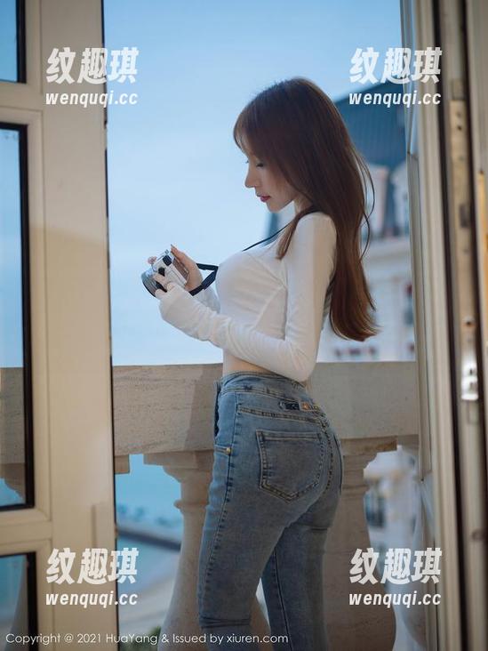 花漾show-可乐Vicky 花漾show - 揭开可乐Vicky的私房丝袜图包,你会发现那不止是一双袜子的事。