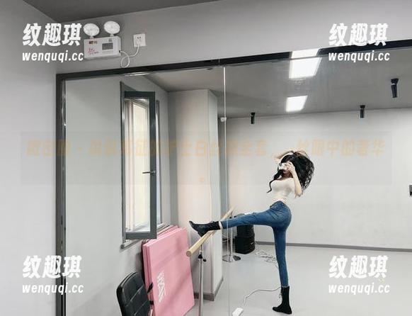 葛征 微密圈 - 说说葛征的护士白丝袜全套,屌丝眼中的奢华。