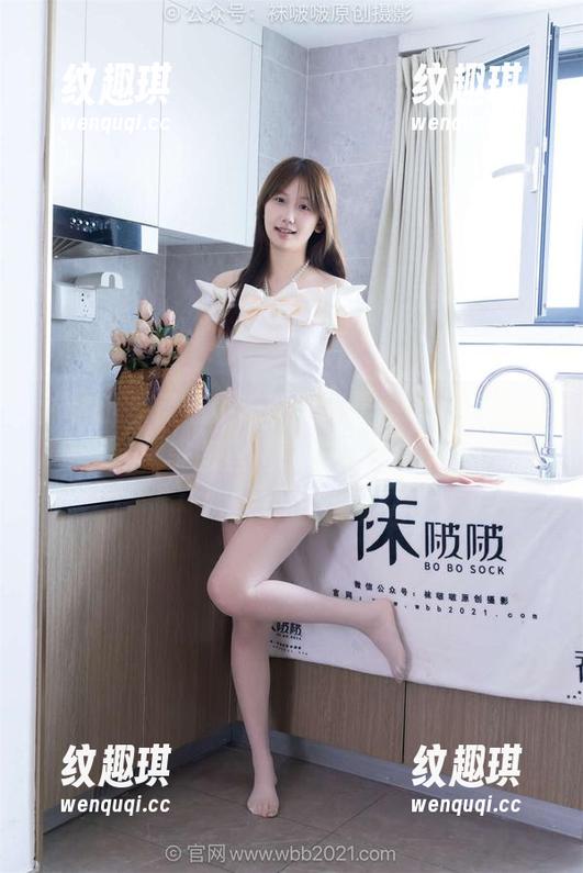 袜啵啵-小沫 袜啵啵 - 盘点小沫的红色匡威板鞋,高清美图里是青春的气息